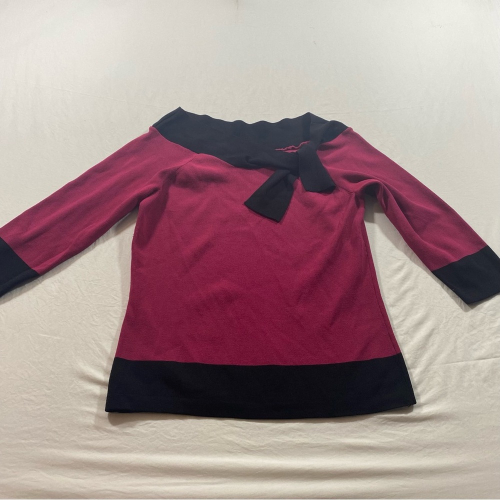 Elegant Pink and Black Blouse Women’s Medium sweater Top by Erin B.